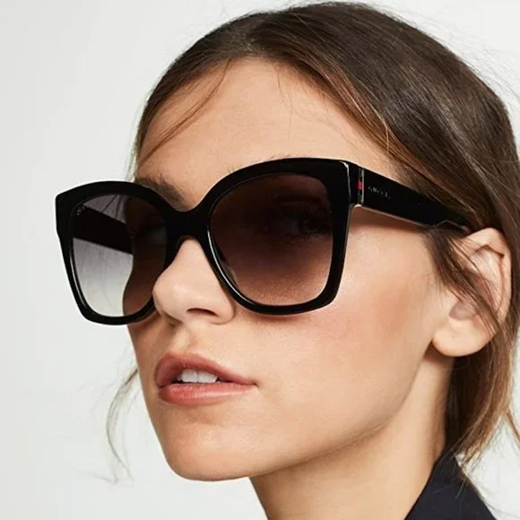 GUCCI GG0459S 001 Sunglasses Cat Eye Black Grey Gradient Woman Gucci GG0459S 001 Sunglasses - US main image 4